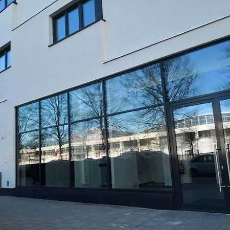 Serviced Muenchen-messe/g Münih