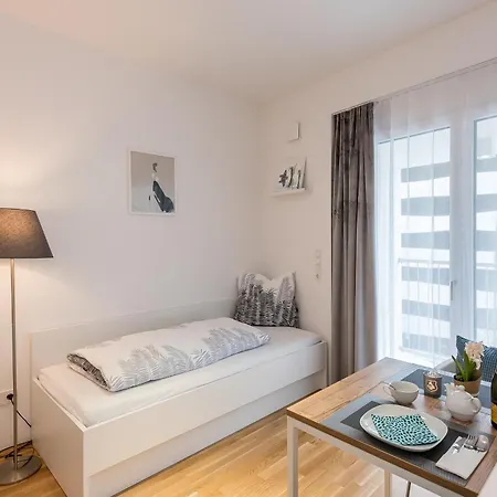 Serviced Muenchen-messe/g 4*