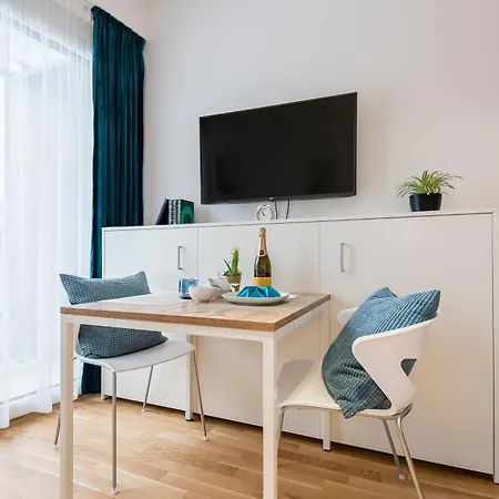 Serviced Muenchen-messe/g 4*