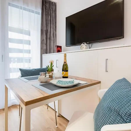 Serviced Muenchen-messe/g 4*